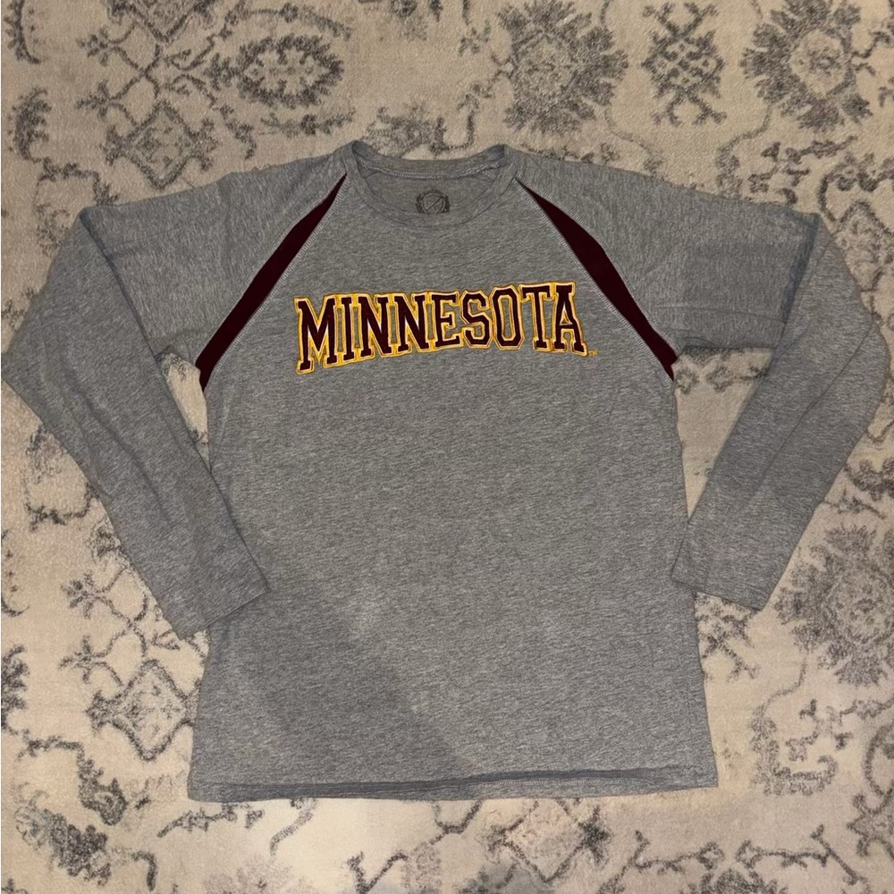 Men’s small Minnesota long sleeve